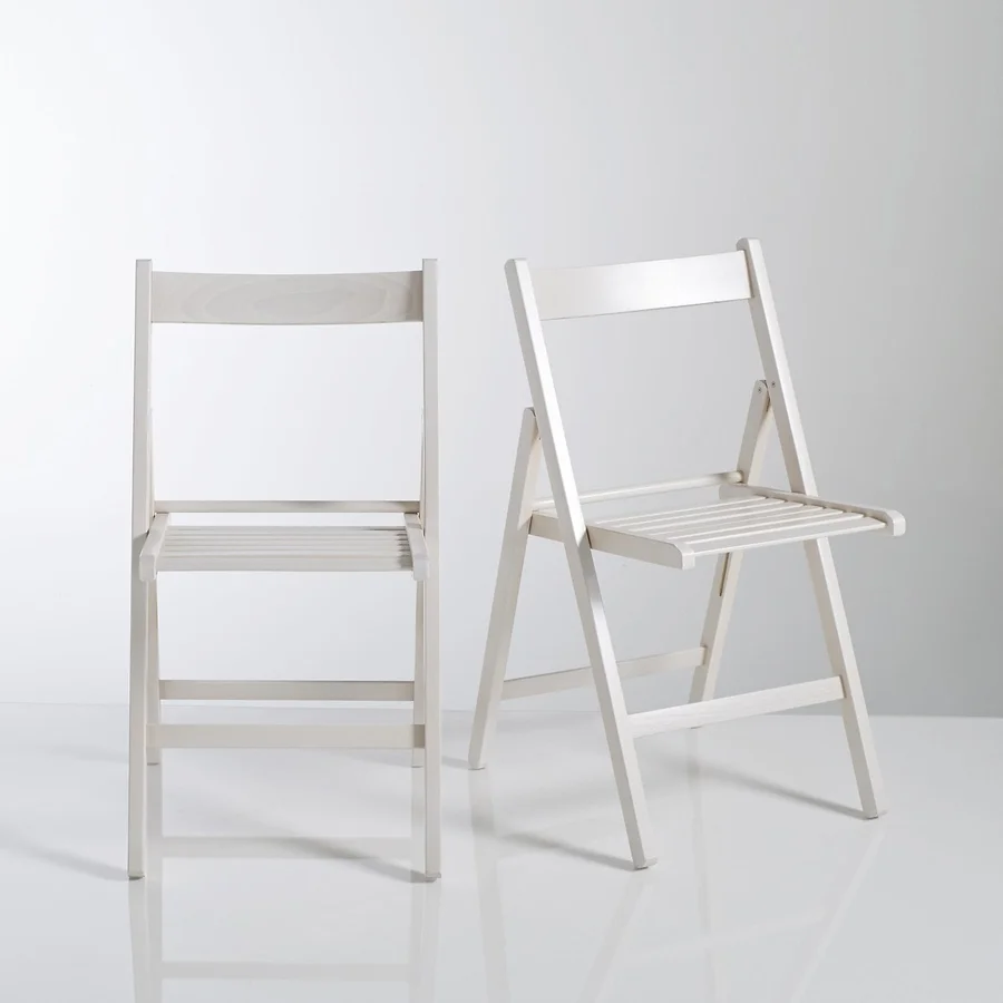 chaises blanches pliantes