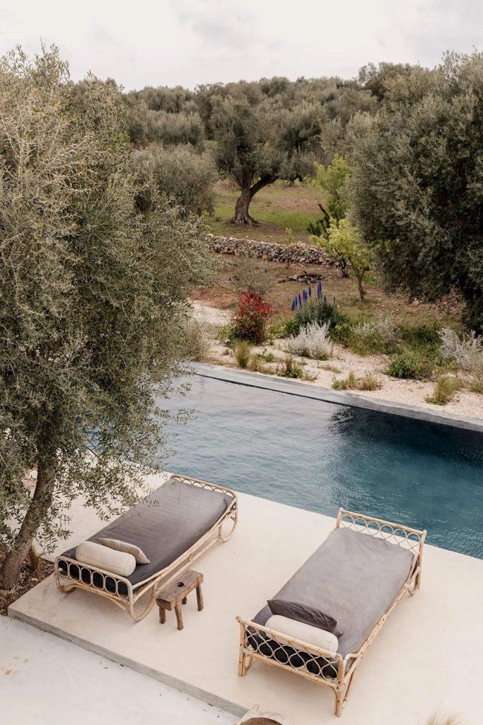 Entre oliviers et oeuvres dart plongez dans la villa italienne de Nini Bonavola 30