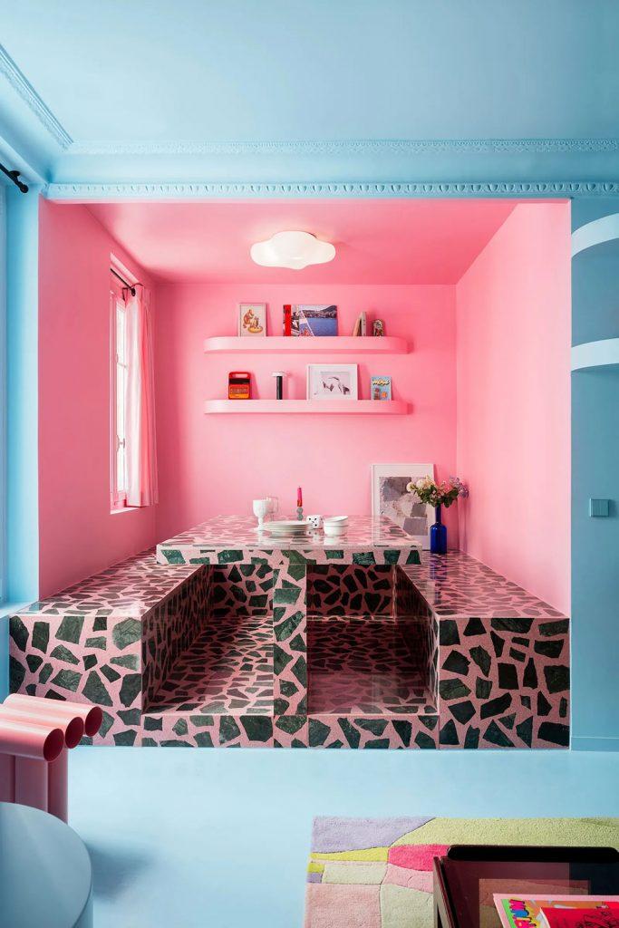 Un eclat de couleurs vives dans un petit appartement parisien de 45 m2 8