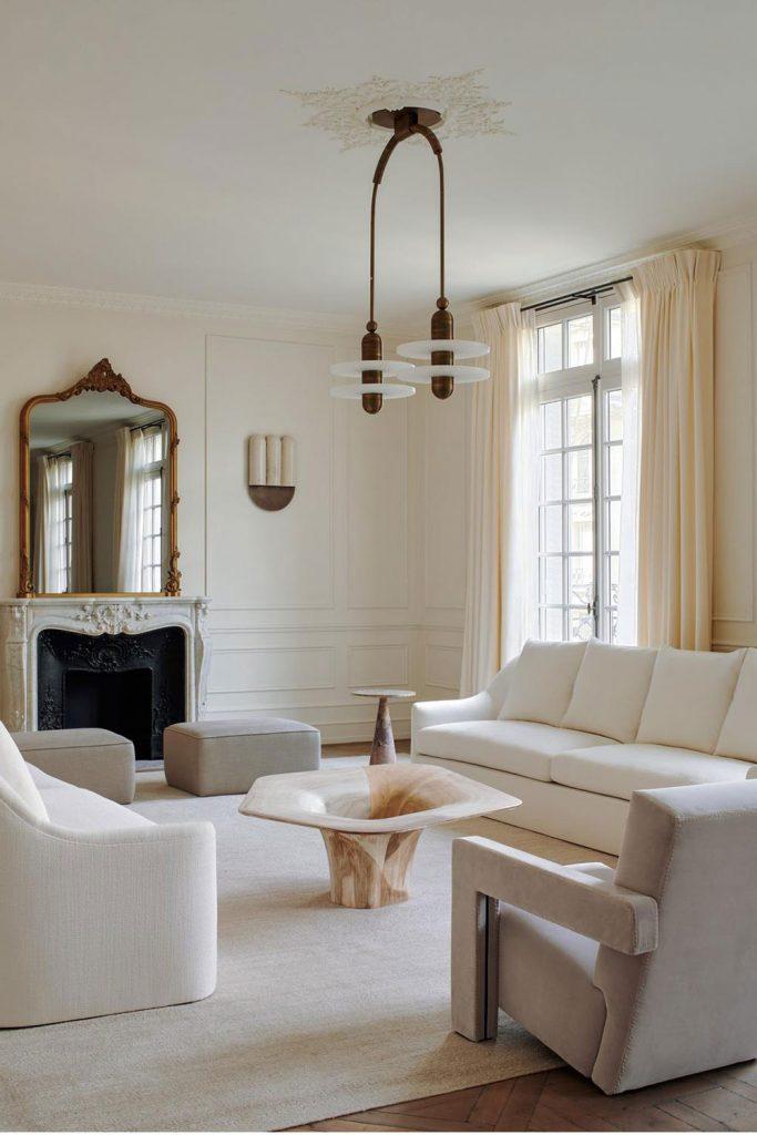 Un elegant et moderne appartement situe en plein coeur de Paris 1