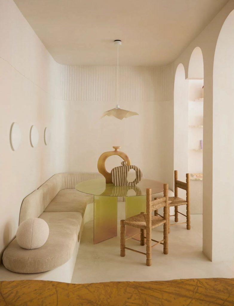 Un petit appartement de 37 m2 aux tons neutres inspire par les paysages desertiques 3