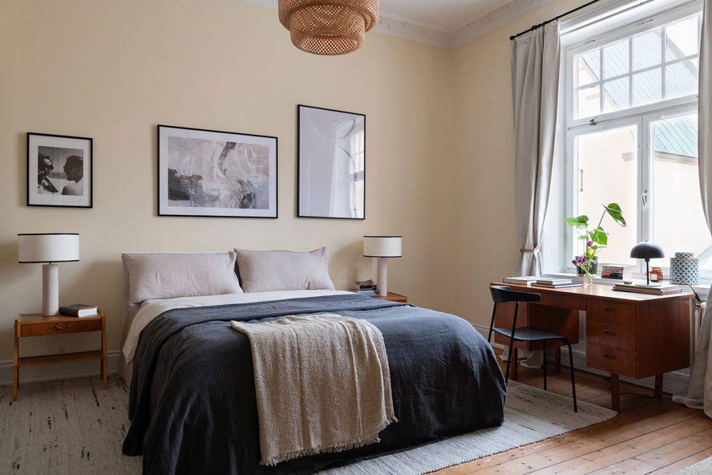 Un spacieux appartement avec une decoration raffinee et des murs beiges 15