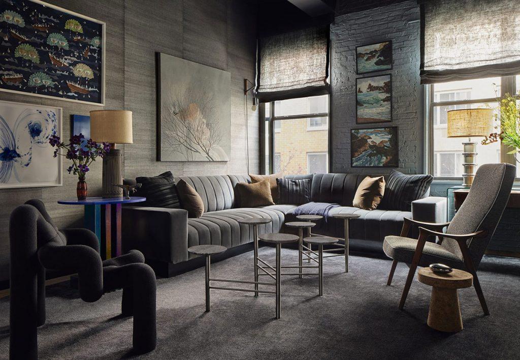 Ce loft a New York redefinit le luxe un voyage a travers lart la couleur et le style dEddie Lee 6