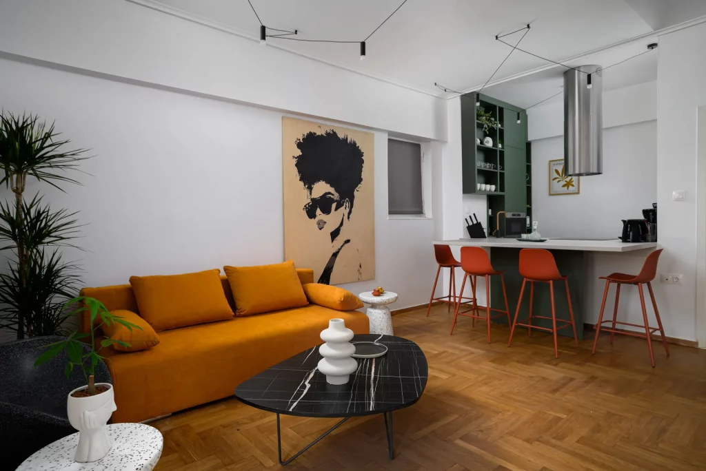 Decouvrez comment cet appartement de 53 m2 mele art couleur et confort en plein Athenes 6