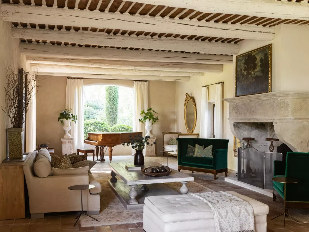 Entre tradition et confort moderne decouvrez cette magnifique villa en Provence 7