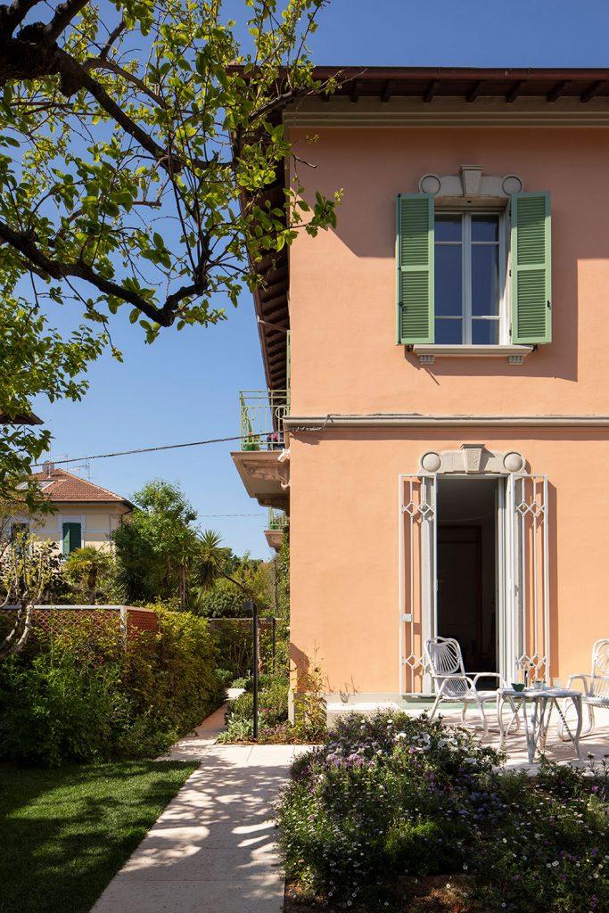Decouvrez une elegante maison pleine de couleurs renovee dans un style contemporain 13