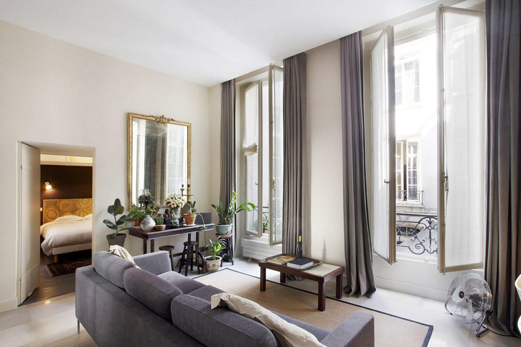 Un appartement parisien de 45 m2 astucieusement amenage avec une mezzanine 1