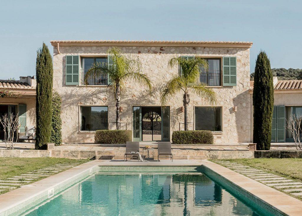 Une magnifique villa en pierre avec piscine situee sur lile de Majorque 14